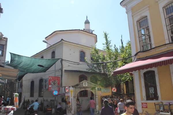 haci-mahmud-camii-2 İzmir Kemeraltı Hacı Mahmud Camii