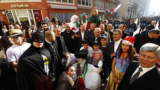 imdi-Kemeralti-zamani-2 Şimdi Kemeraltı zamanı