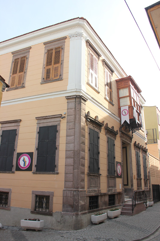 03022014ay12-2 İzmir Kadın Müzesi