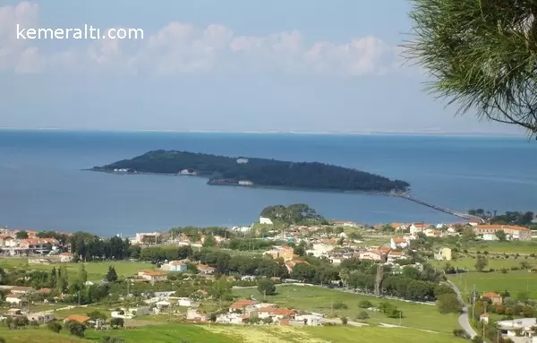 urla karantina adası
