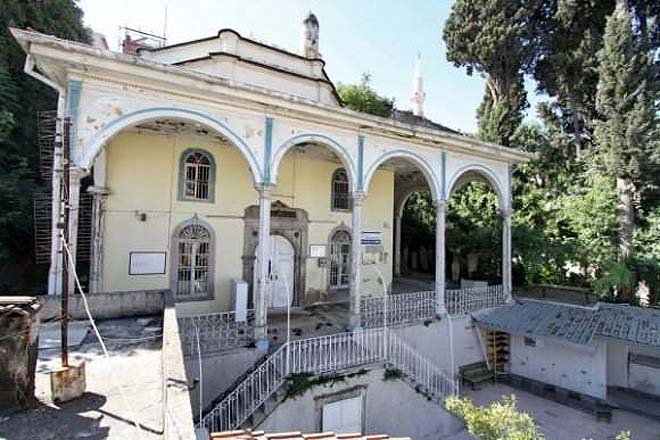 ali-aga-cami-2 1940’LI YILLARDA ALİ AĞA CAMİİ ÇEVRESİNDE YAŞAM ( 845.SOKAK )