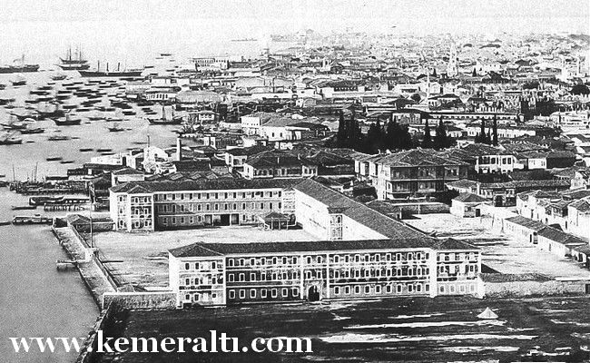 izmir-kemeralti-36-2 SARI KIŞLA ( Kışla-i Humayun )