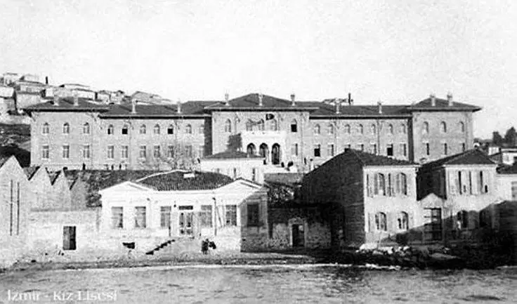 izmir kız lisesi