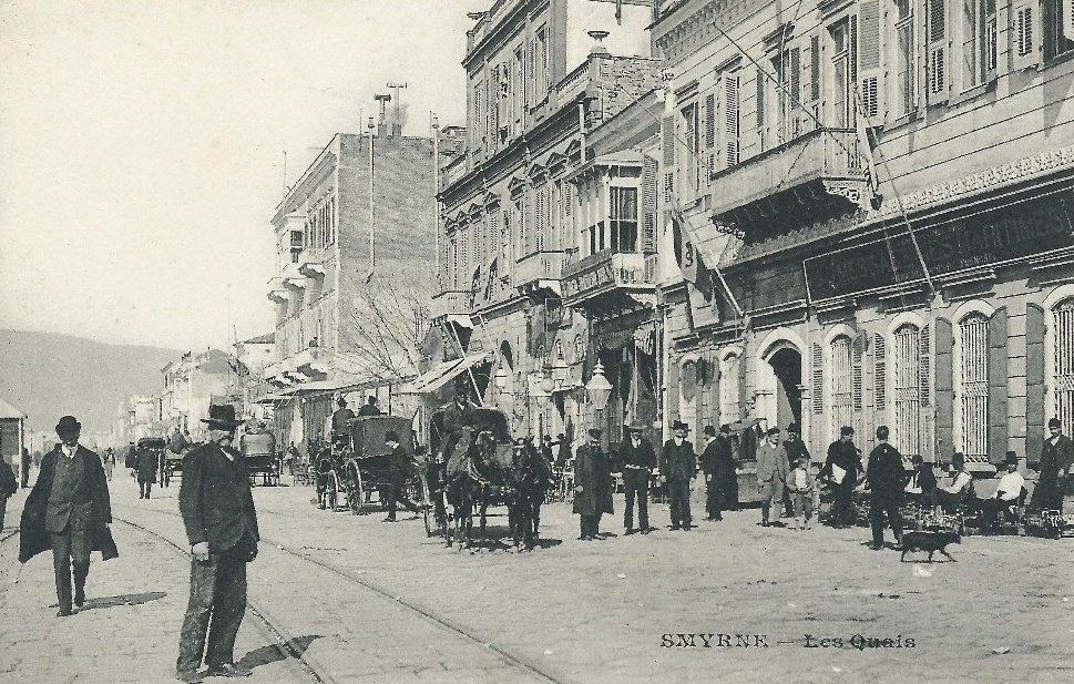 313_001-2 Hotel de Ville - Grand Hotel Huck