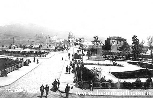 izmir-kemeralti-111-2 İZMİR ATATÜRK ANITI