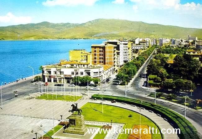 izmir-kemeralti-140-2 İZMİR ATATÜRK ANITI