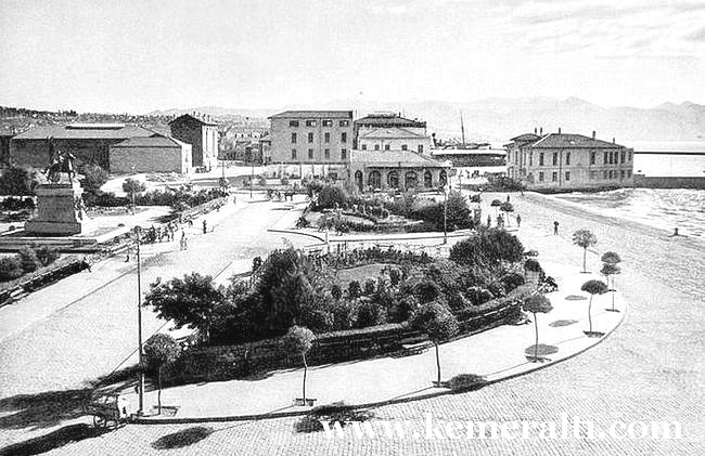 izmir-kemeralti-59-2 İZMİR ATATÜRK ANITI