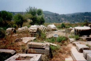 Kolophon-Antik-Kenti-300x203-2 Kolophon Antik Kenti