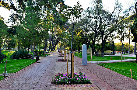 s977762-2 Hasanağa Bahçesi